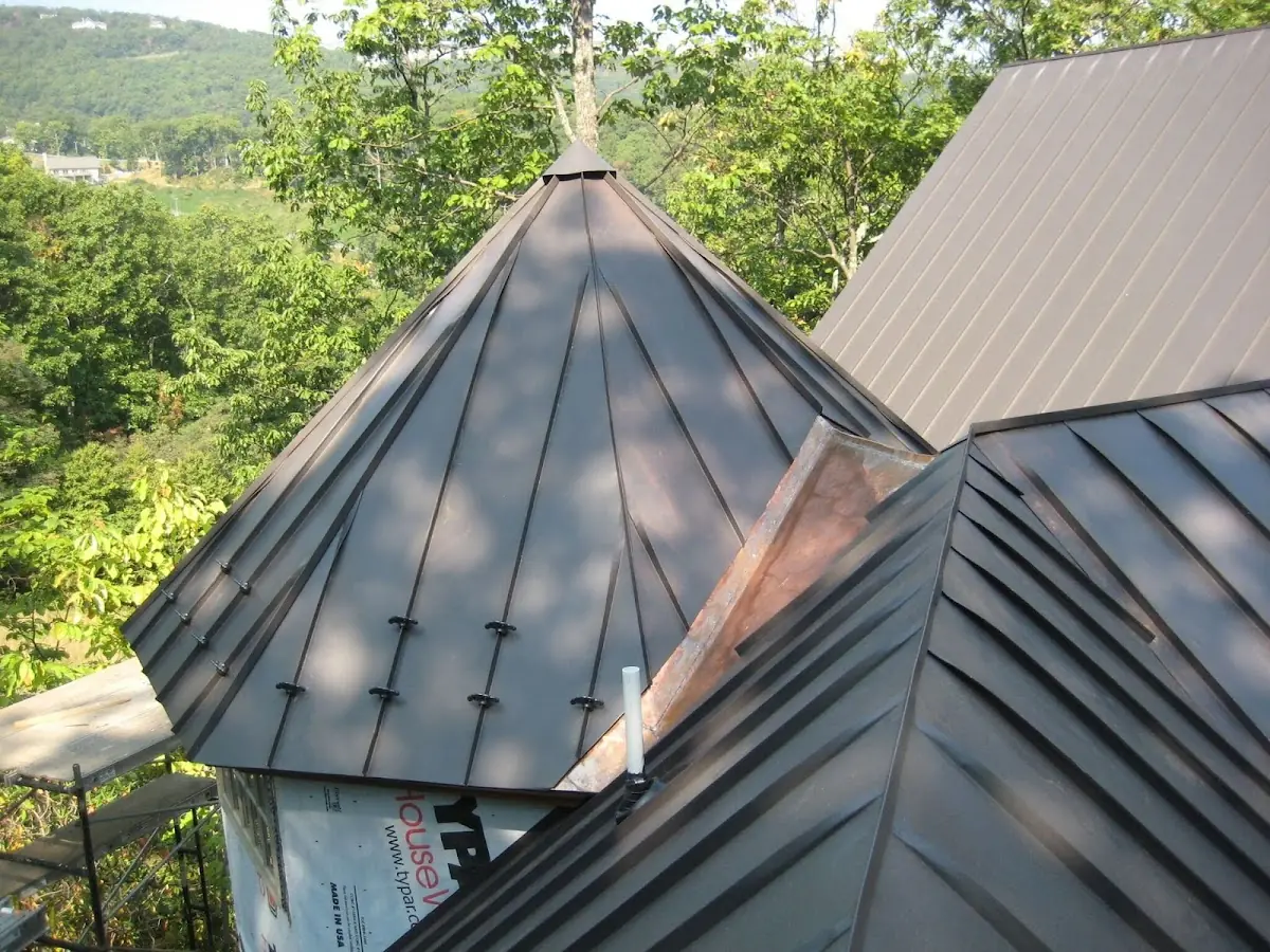 Professional Shingle Replacement & Repair by Craftsman Roofing in Key West